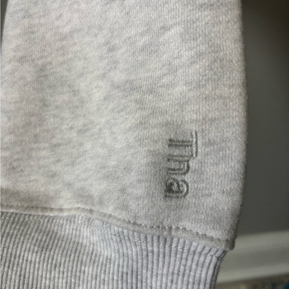 TNA Cozy Gray Fleece Sweatshirt - Picture 4 of 5